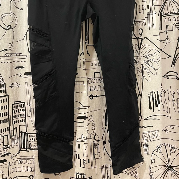 Avia Full Length Mesh & Lace Leg Cutout Insets Black Legging Sz XS / XCH 0-2 - Picture 6 of 14